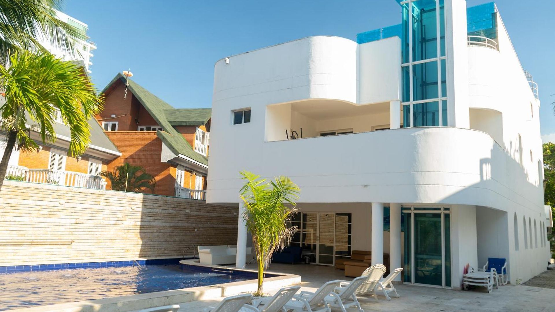 Villa Exclusiva Junto Al Mar En
