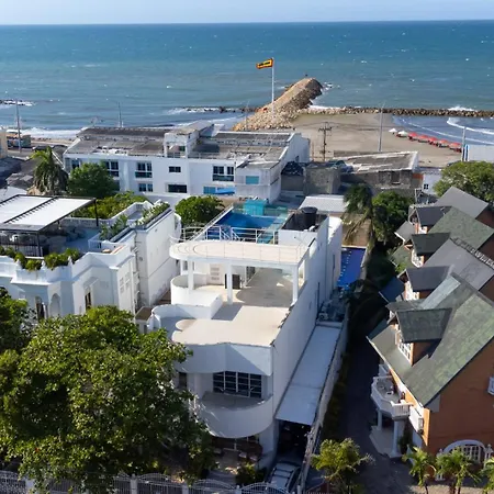 Villa Exclusiva Junto Al Mar En