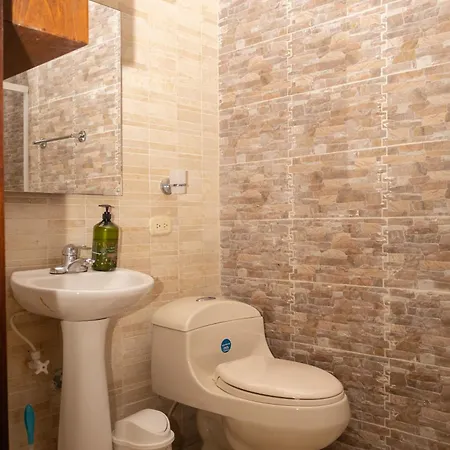 Villa Exclusiva Junto Al Mar En *